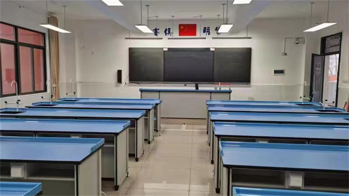 长沙市耀华复读学校官网 长沙市清华新世纪恒定学校2022届体育复读班招生简介
