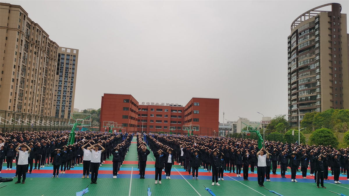 长沙耀华复读中学宿舍图片 还在考虑复读吗？广州这种高复中学仍有学位