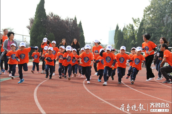 长沙耀华中学墙 桃李遍世界！烟台耀华建校20周年，千余名学生迈进名校