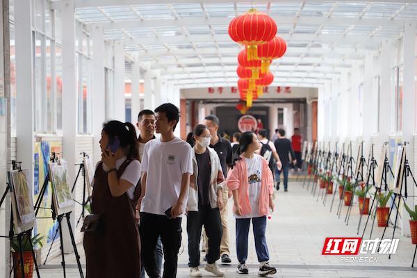 长沙市耀华中学是高中吗 长沙市金海高级中学校园开放日：“敞开门”办学校，静下心来育人