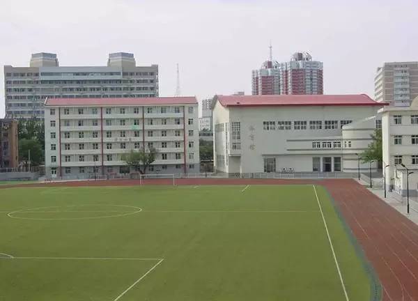 长沙市耀华中学是私立的吗 天津市内六区17所私立中学大比拼，你家小孩上对了吗？