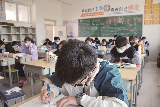 长沙市耀华中学高考录取率 厉害了！天津这三所中学被清北列为“生源地”，被誉为三剑客