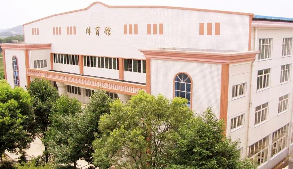 长沙市耀华中学有多大面积 长沙航天学校占地多少平方米-百科