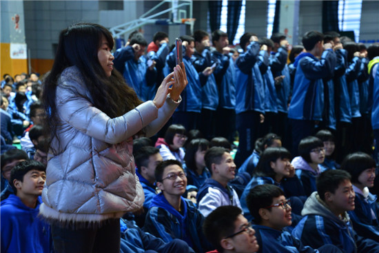 长沙耀华中学百日誓师大会 百日誓师展斗志 师生亮剑战中考—我校初三年级百日誓师大会隆重举行